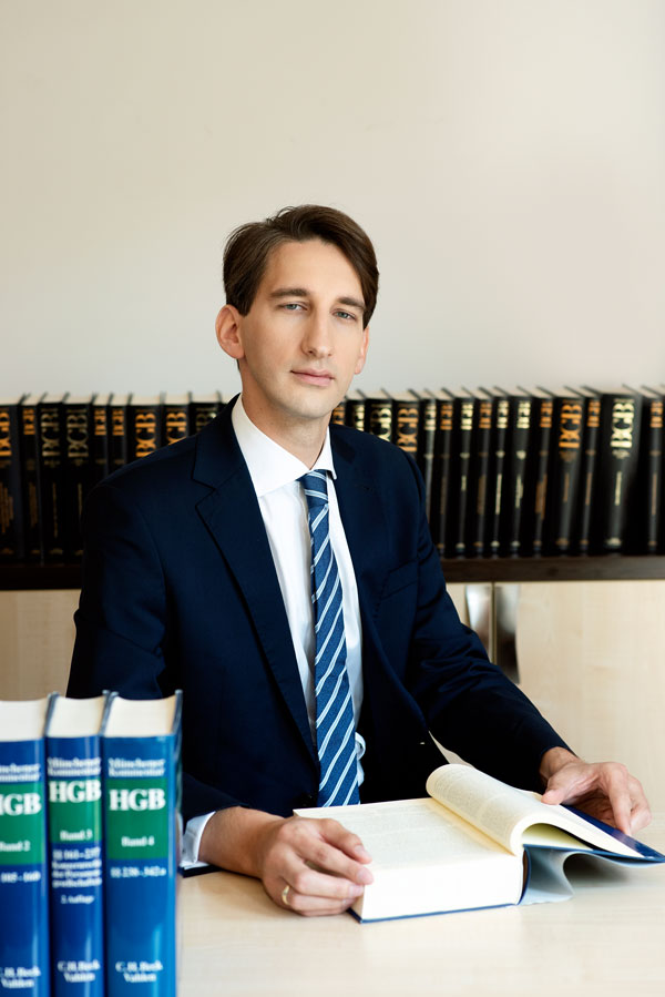Michał Koloch, Rechtsanwalt LL.M.